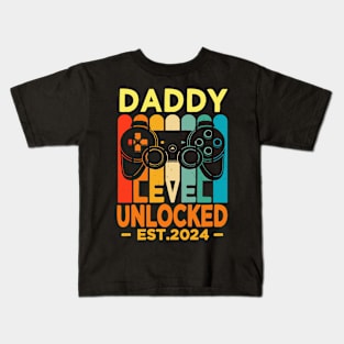 daddy level unlocked est 2024 Kids T-Shirt